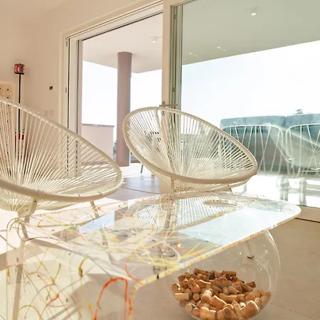 Garda Blue Luxury Appartement