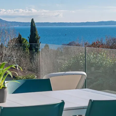 Garda Blue Luxury